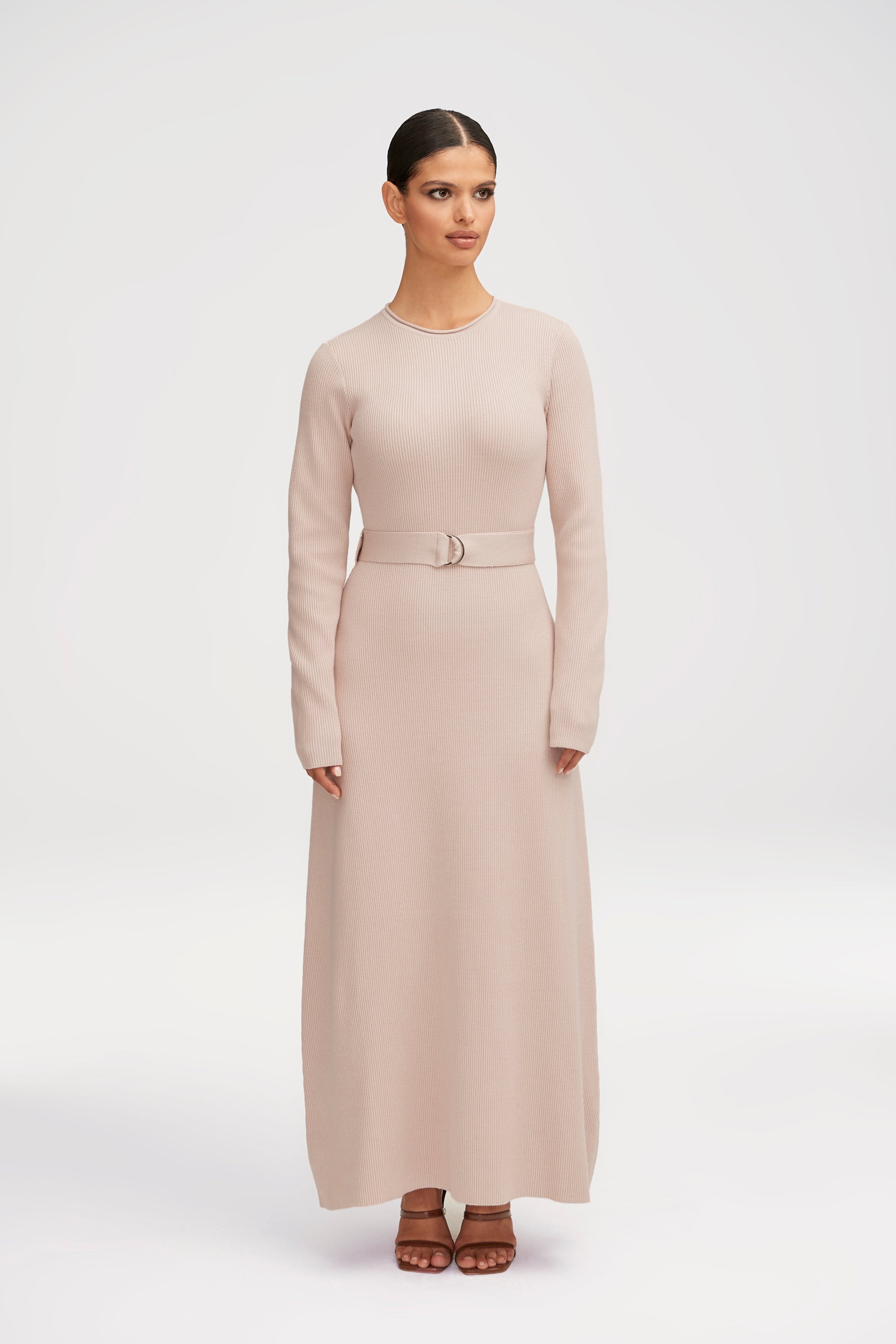 Rima Belted Knit Maxi Dress Clothing Veiled 