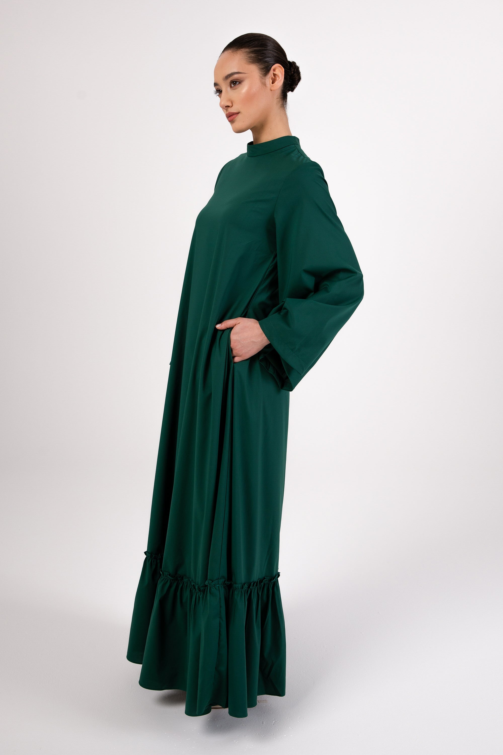 Safira Ruffle Hem Maxi Dress - Emerald Veiled 