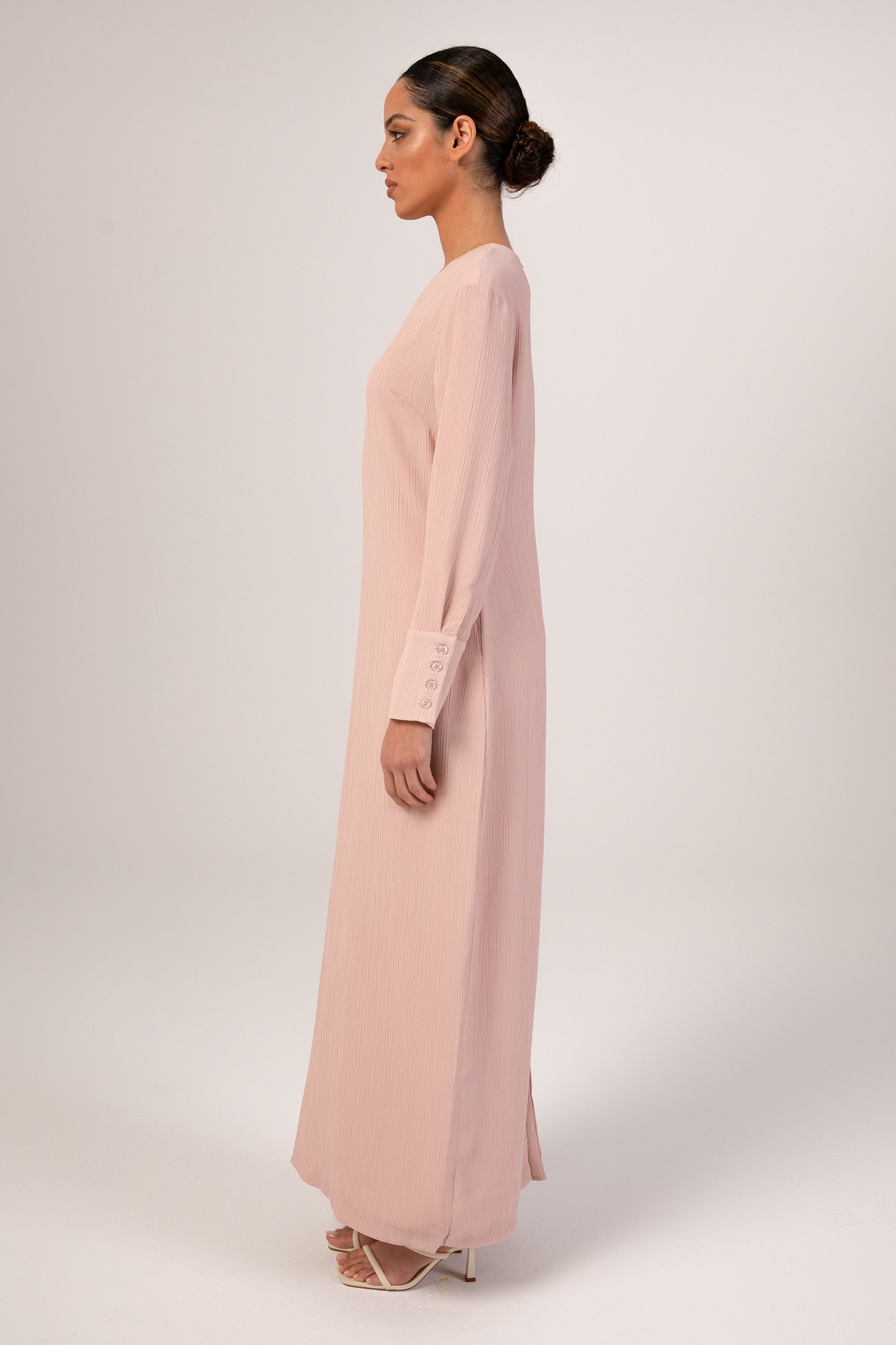 Sajda Textured Maxi Dress - Dusty Pink Veiled 